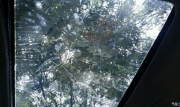 玻璃贴膜视频,家居安全与美观的双重守护